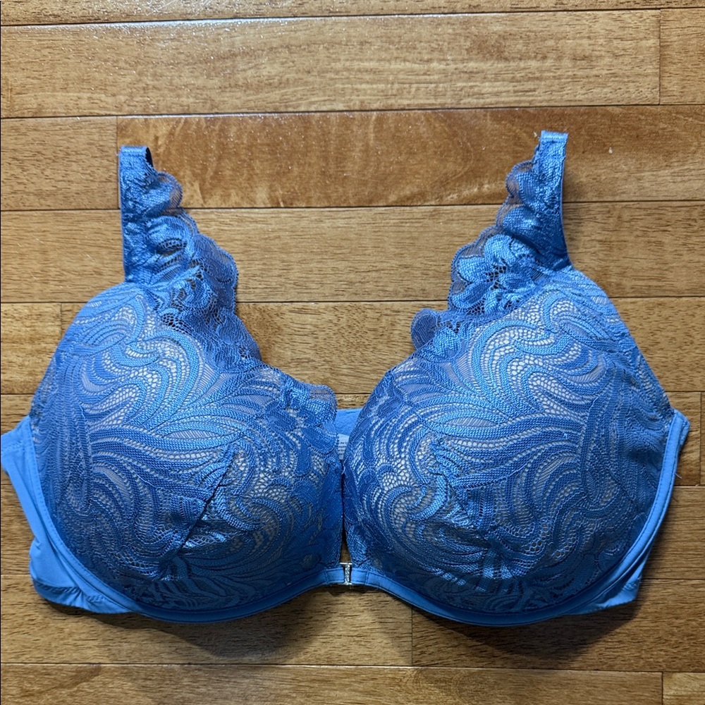 Adore Me 40DD Periwinkle Blue Lace Bra with underwire and rhinestone accents